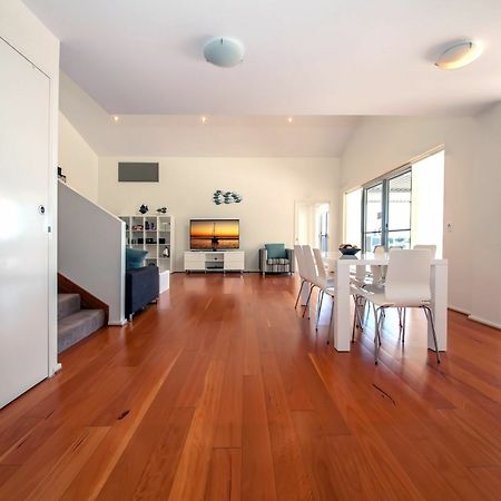 Appartement Mantra Aqua, Penthouse 83/1A Tomaree Street à Nelson Bay Extérieur photo